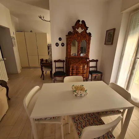La Casa Del Centro By Portofinovacanze Apartman